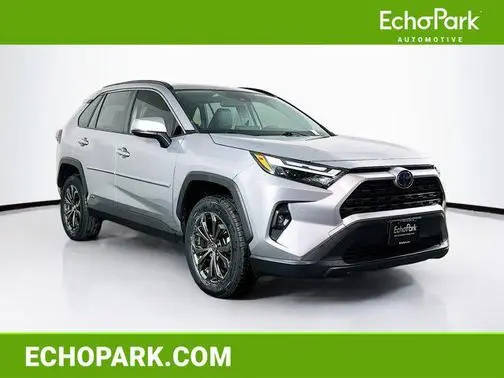 2022 Toyota RAV4 Hybrid XLE Premium AWD photo