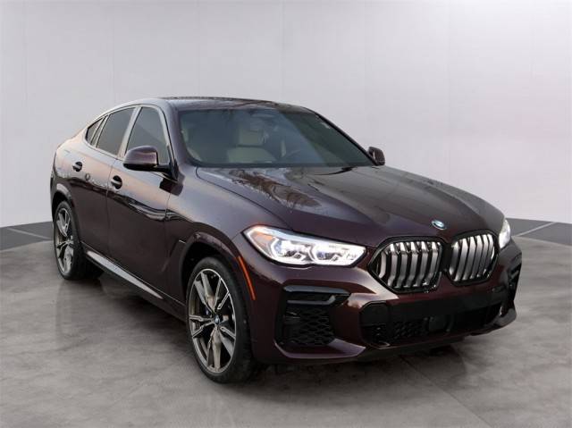 2022 BMW X6 M50i AWD photo