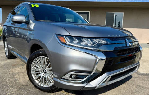 2019 Mitsubishi Outlander GT 4WD photo