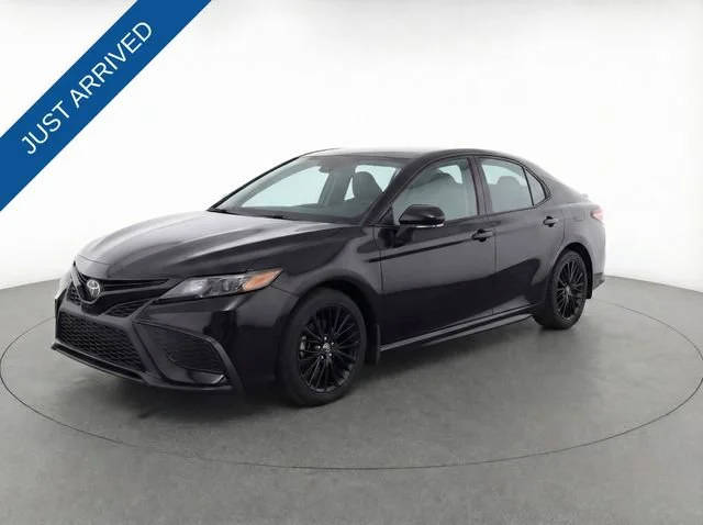 2022 Toyota Camry SE FWD photo