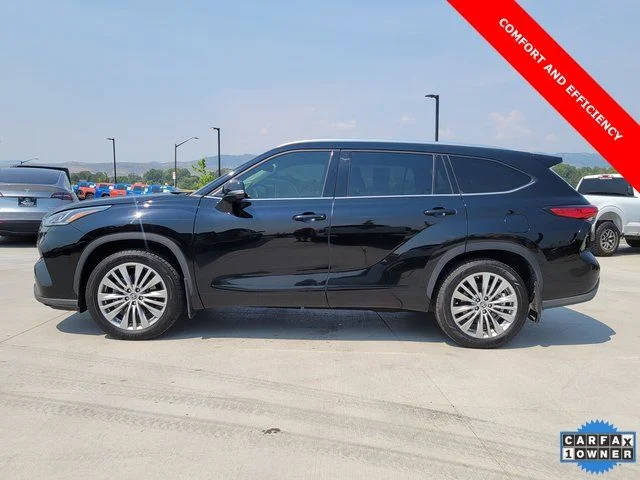 2022 Toyota Highlander Platinum AWD photo