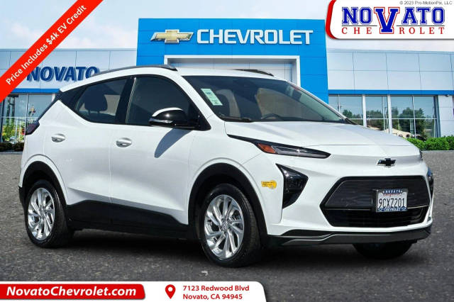 2022 Chevrolet Bolt EUV LT FWD photo