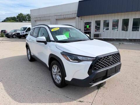 2022 Toyota Corolla Cross LE AWD photo