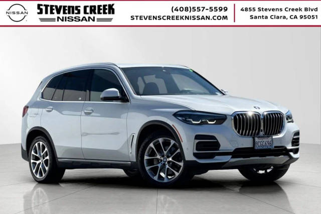 2022 BMW X5 xDrive40i AWD photo