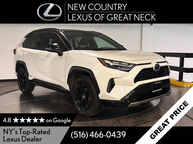 2022 Toyota RAV4 Hybrid XSE AWD photo