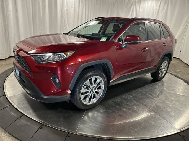 2019 Toyota RAV4 XLE Premium AWD photo