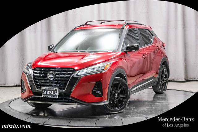 2021 Nissan Kicks SR FWD photo