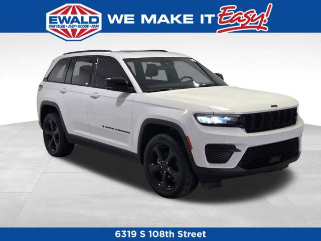 2022 Jeep Grand Cherokee Altitude 4WD photo