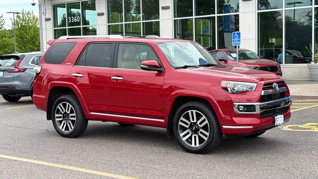 2022 Toyota 4Runner Limited 4WD photo