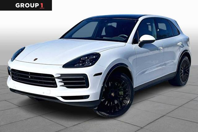2022 Porsche Cayenne  AWD photo