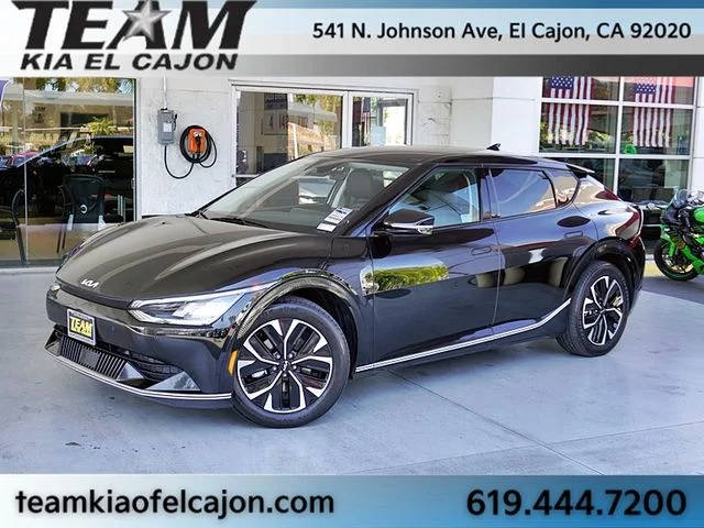 2022 Kia EV6 Wind RWD photo