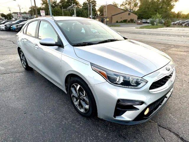 2021 Kia Forte LXS FWD photo