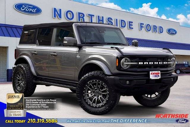 2022 Ford Bronco 4 Door Outer Banks 4WD photo