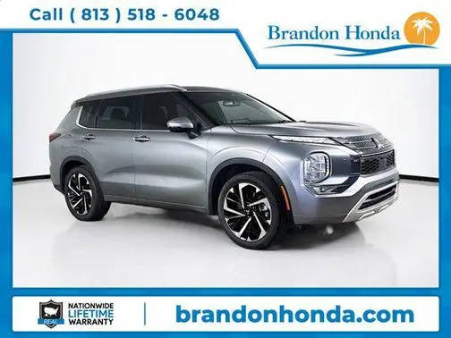 2022 Mitsubishi Outlander SEL Special Edition FWD photo