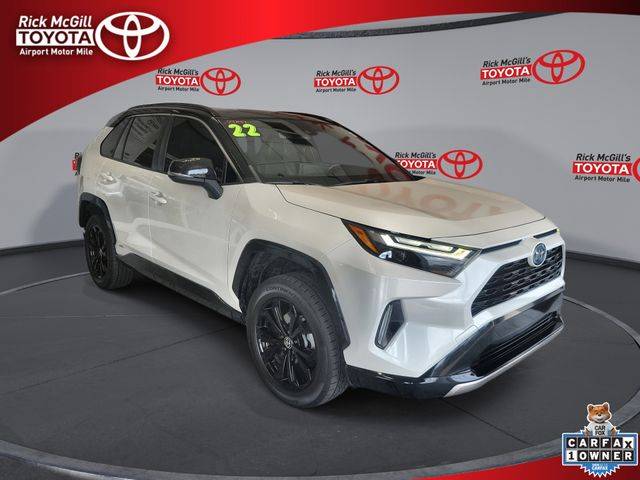 2022 Toyota RAV4 Hybrid XSE AWD photo