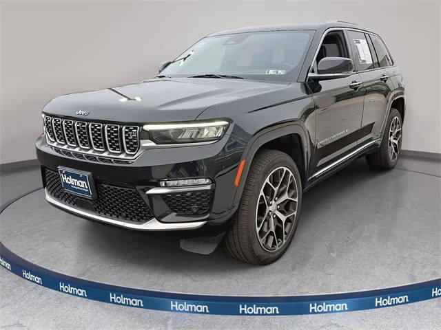 2022 Jeep Grand Cherokee Summit Reserve 4WD photo