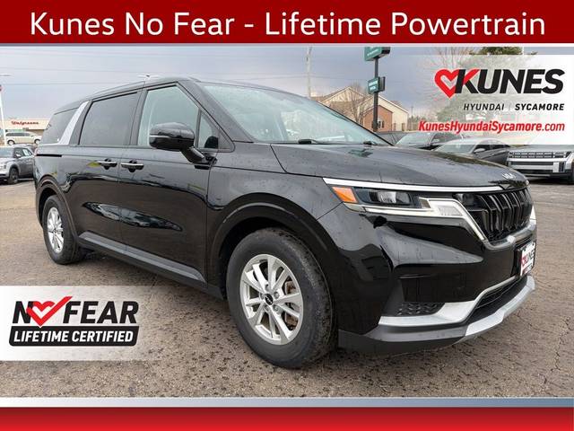 2023 Kia Carnival LX FWD photo