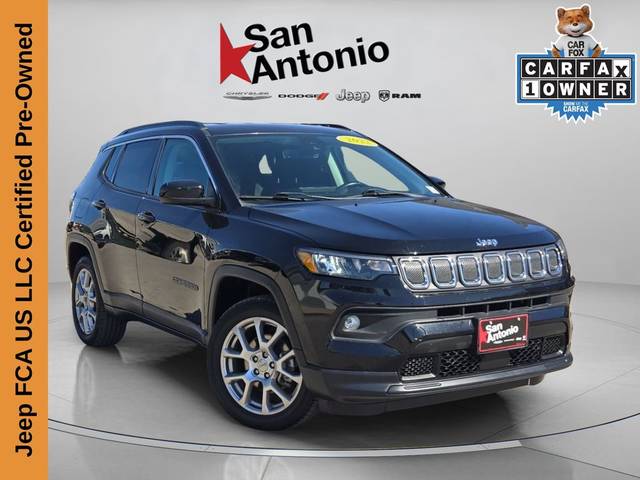 2022 Jeep Compass Latitude Lux 4WD photo