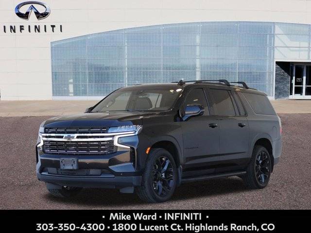 2022 Chevrolet Suburban RST 4WD photo