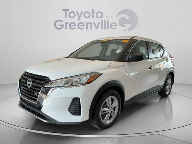 2022 Nissan Kicks S FWD photo