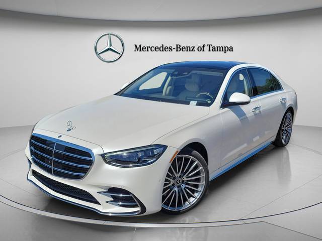 2022 Mercedes-Benz S-Class S 500 AWD photo