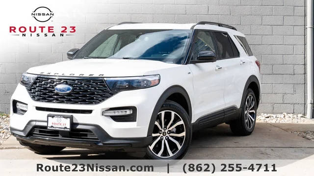 2022 Ford Explorer ST-Line 4WD photo