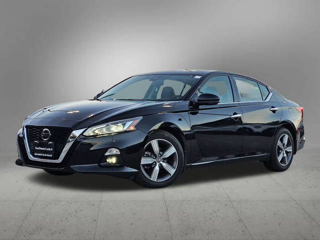 2022 Nissan Altima 2.5 SL FWD photo