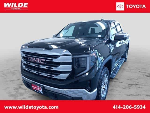 2022 GMC Sierra 1500 SLE 4WD photo