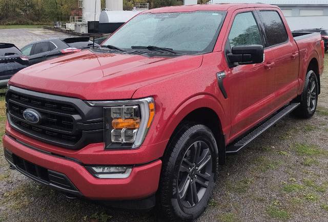 2022 Ford F-150 XLT 4WD photo