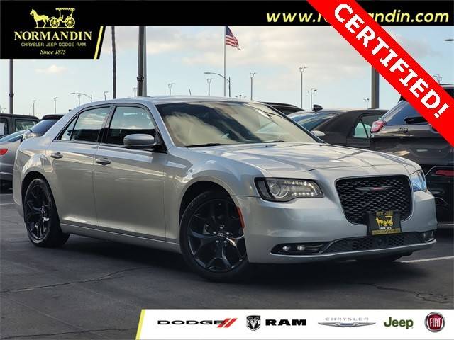 2022 Chrysler 300 300S RWD photo