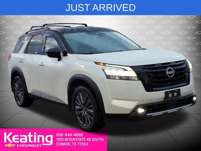 2022 Nissan Pathfinder SL FWD photo