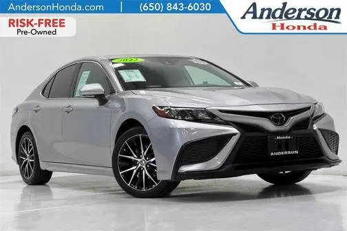 2022 Toyota Camry SE FWD photo