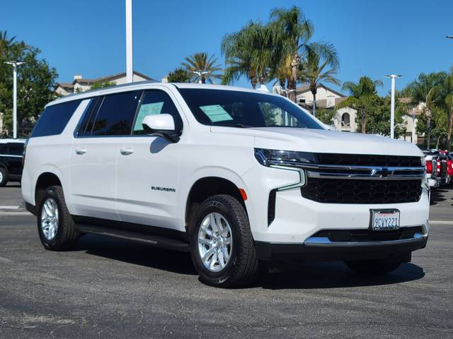 2022 Chevrolet Suburban LS RWD photo