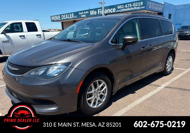 2021 Chrysler Voyager LXi FWD photo