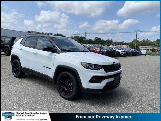 2022 Jeep Compass Altitude 4WD photo