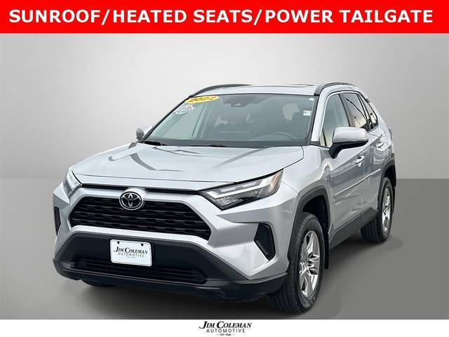 2022 Toyota RAV4 XLE AWD photo