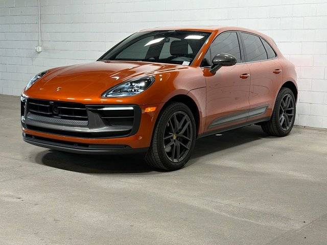 2023 Porsche Macan T AWD photo