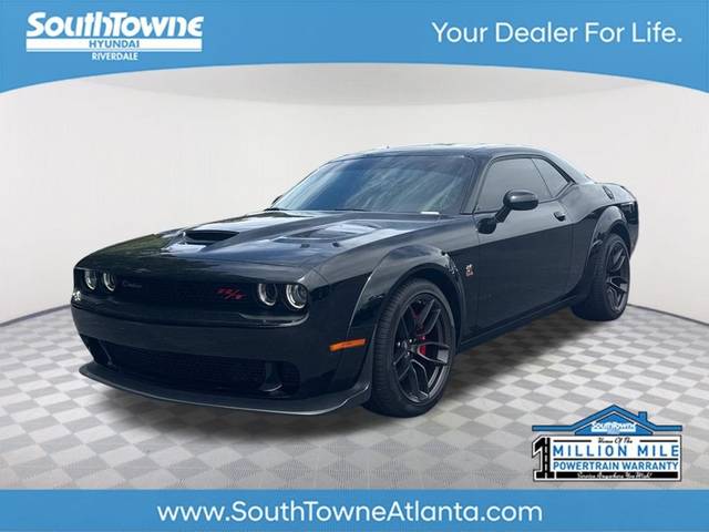 2022 Dodge Challenger R/T Scat Pack Widebody RWD photo