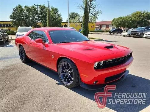 2022 Dodge Challenger R/T Scat Pack RWD photo