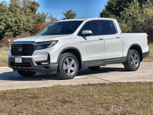 2022 Honda Ridgeline RTL-E AWD photo