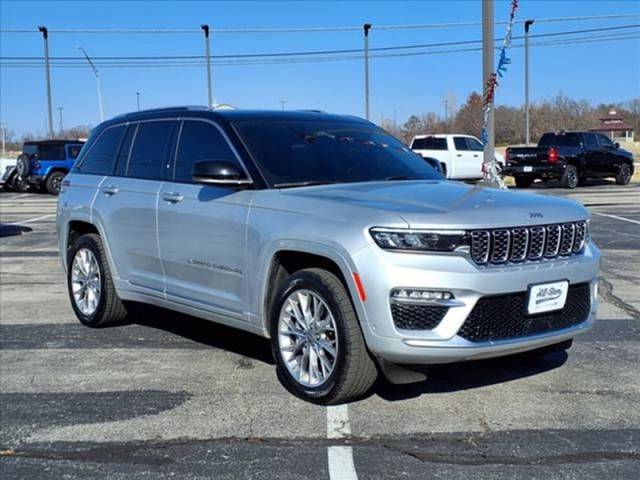 2022 Jeep Grand Cherokee Summit 4WD photo