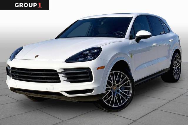 2022 Porsche Cayenne Platinum Edition AWD photo