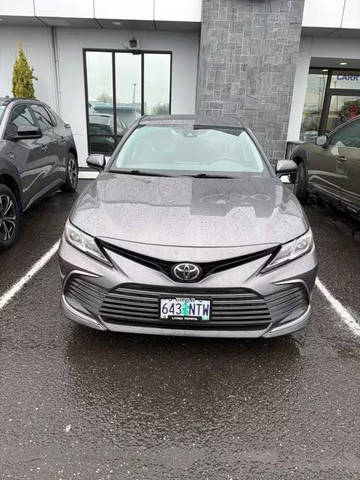 2022 Toyota Camry LE AWD photo