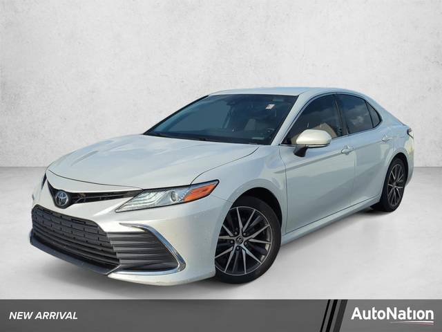 2022 Toyota Camry XLE FWD photo