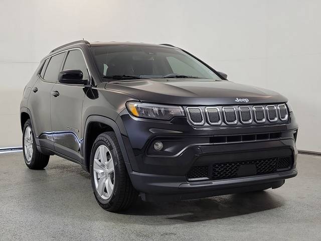 2022 Jeep Compass Latitude FWD photo