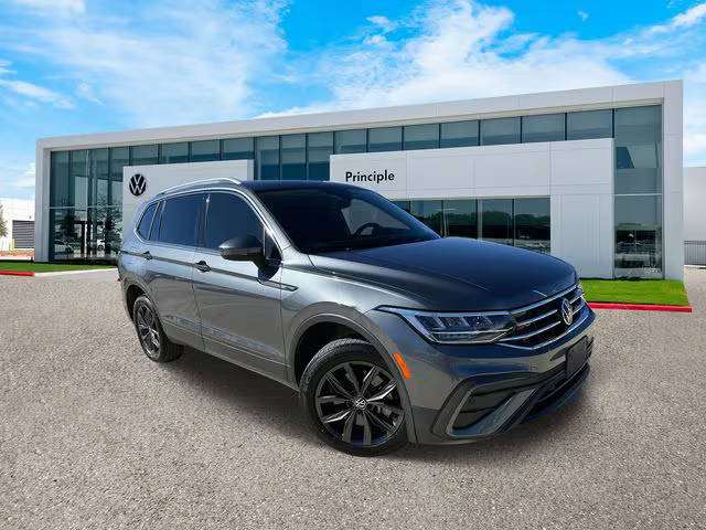 2022 Volkswagen Tiguan SE FWD photo