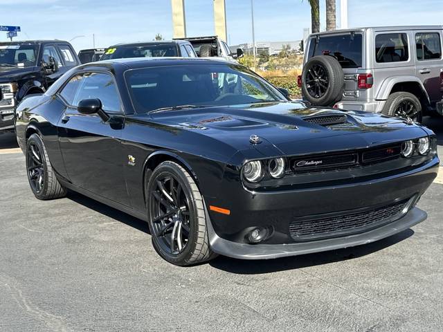 2022 Dodge Challenger R/T Scat Pack RWD photo