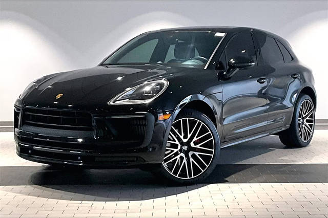 2022 Porsche Macan S AWD photo