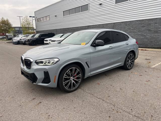 2022 BMW X4 M40i AWD photo