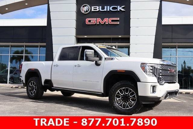 2022 GMC Sierra 2500HD Denali 4WD photo